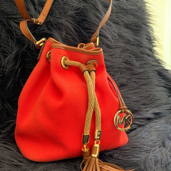 Michael Kors Hand Bag - Picture 2 of 6